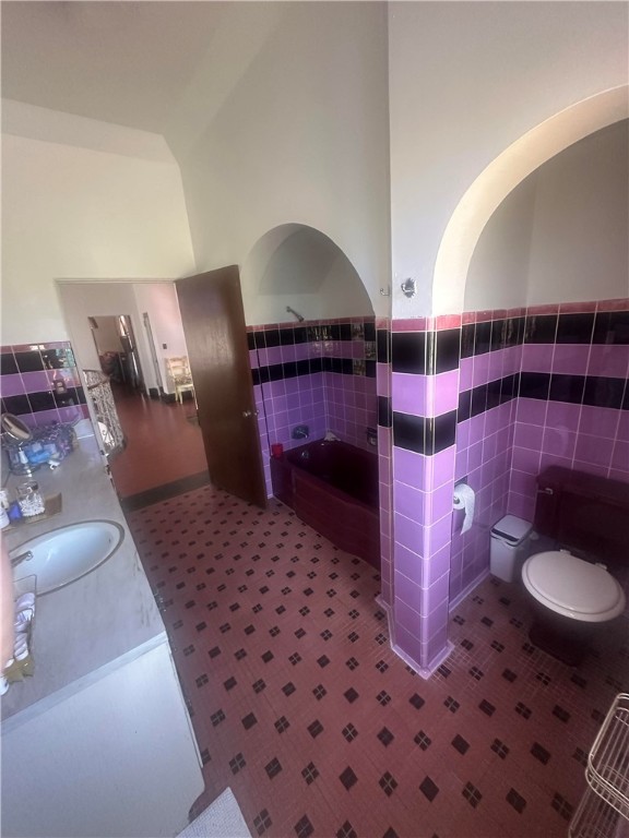 400 W Saint Charles Ave Property Photo 31