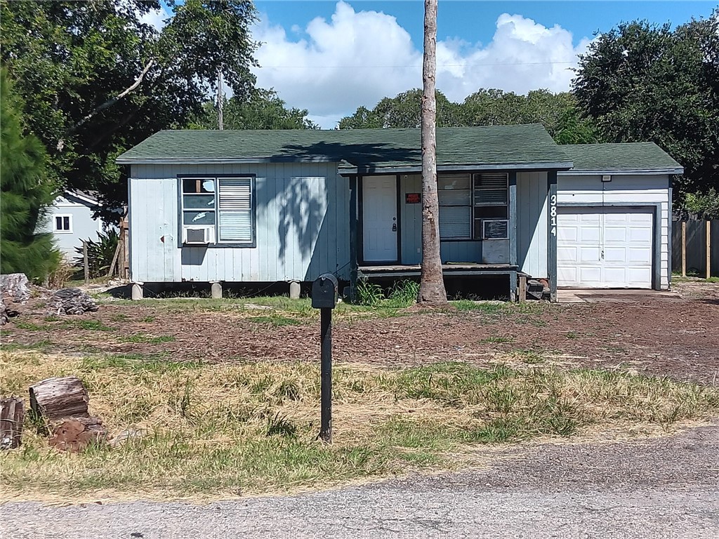 3814 Sweet Bay Dr Property Photo 1