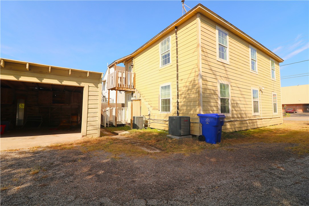 1319 5th St 1 & 2 Property Photo 22