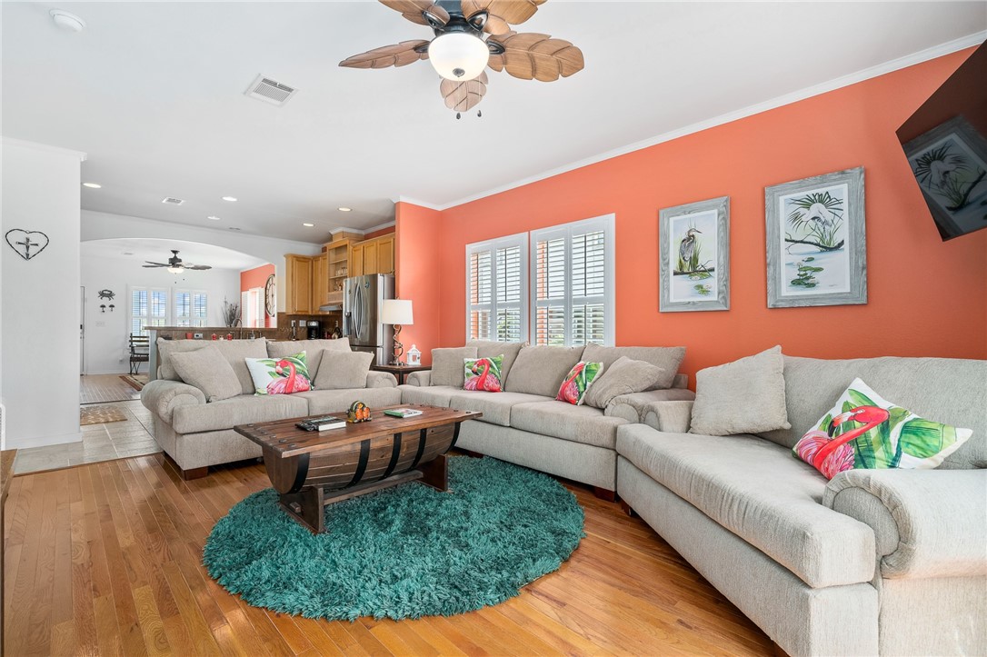 120 Teal Property Photo 15