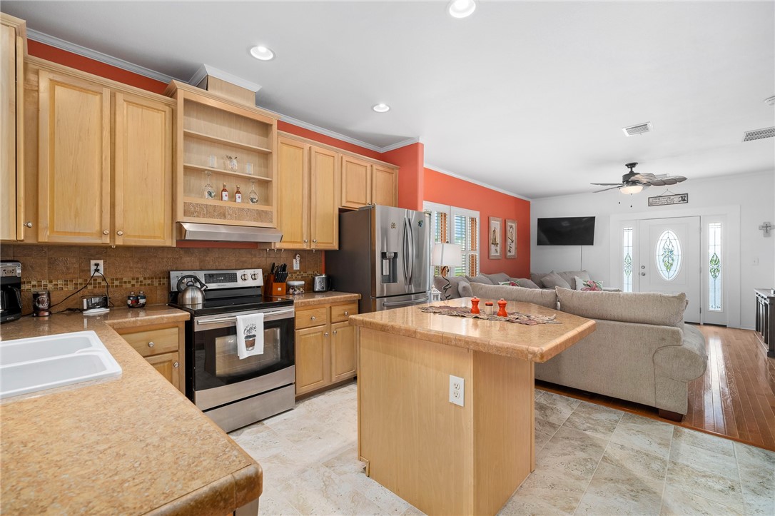 120 Teal Property Photo 17