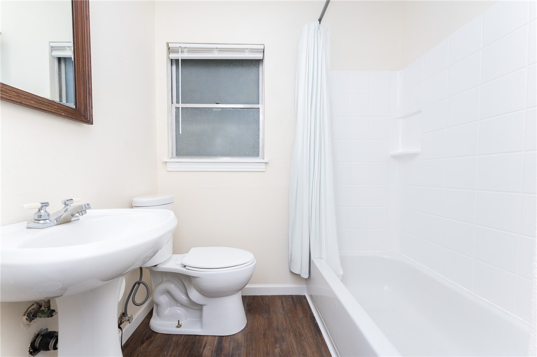 3606 Marion St Property Photo 8