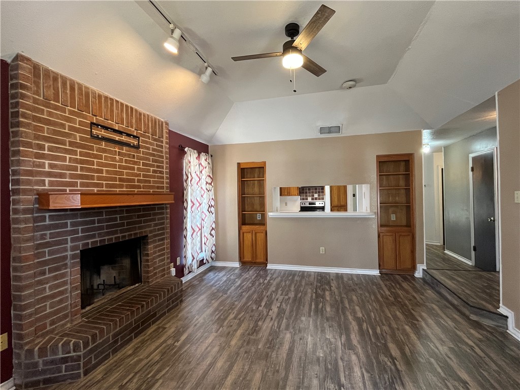 7946 Grizzley Dr Property Photo 3