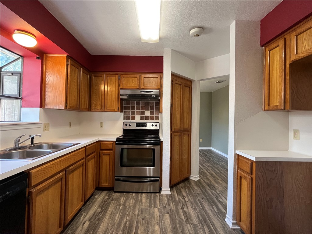 7946 Grizzley Dr Property Photo 7