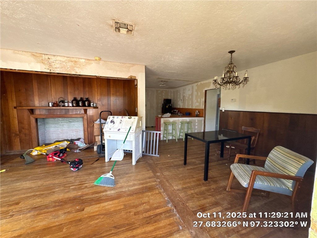 1601 Merriman Ave Property Photo 2