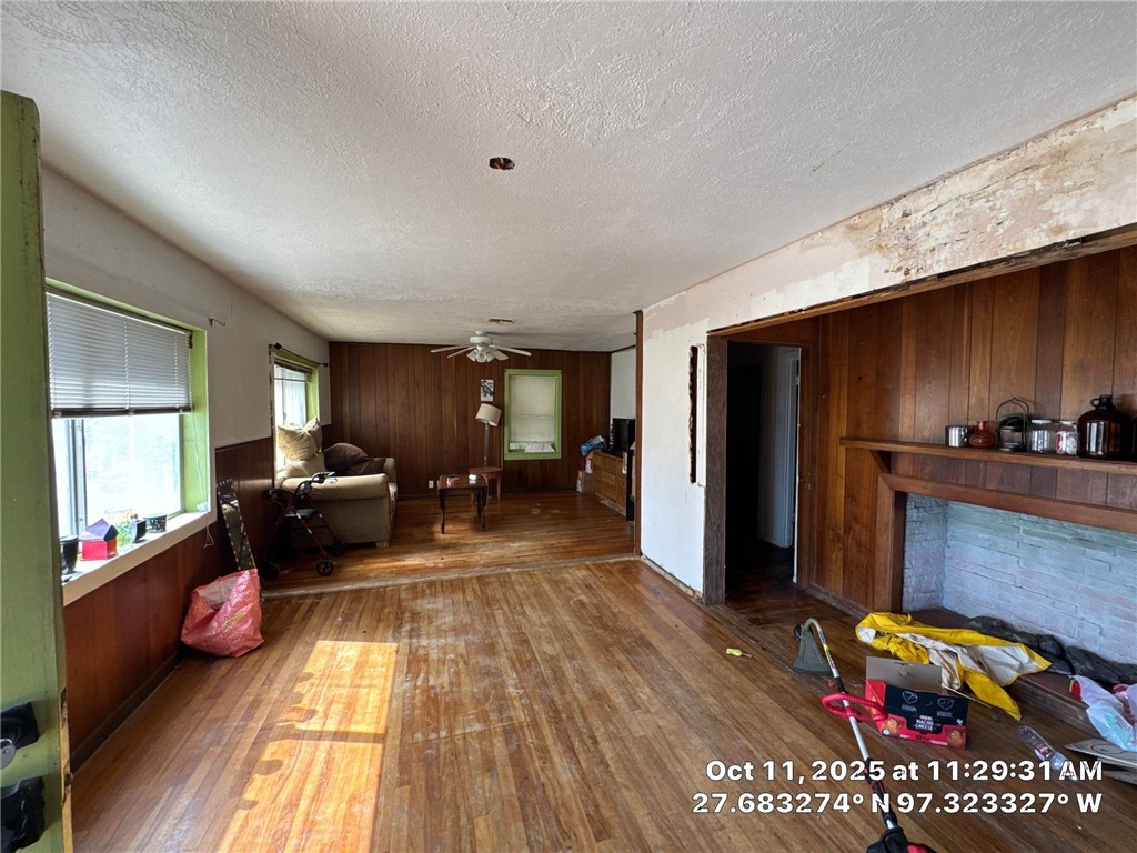 1601 Merriman Ave Property Photo 3