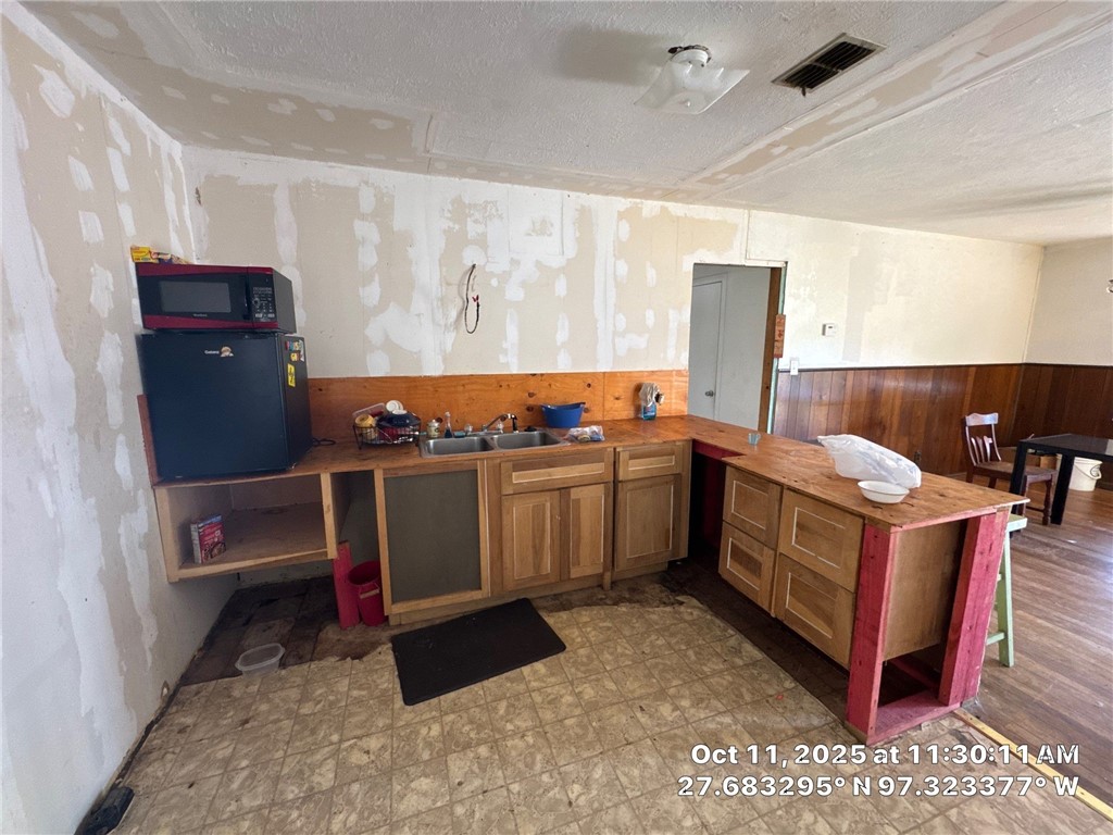 1601 Merriman Ave Property Photo 6