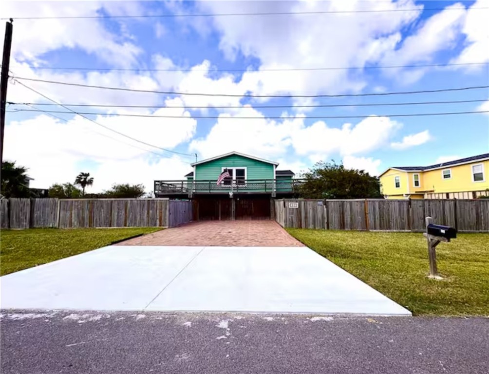 226 Clearview Dr Property Photo 1