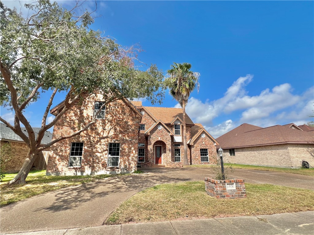 7921 Etienne Dr Property Photo 1