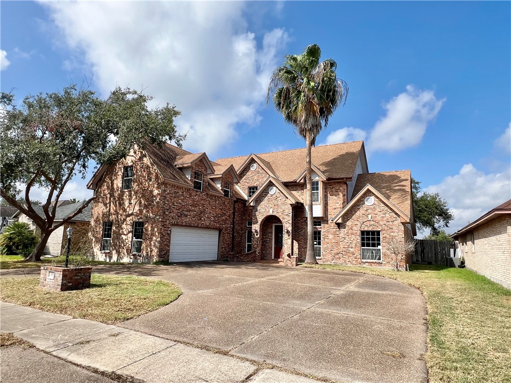 7921 Etienne Dr Property Photo 3