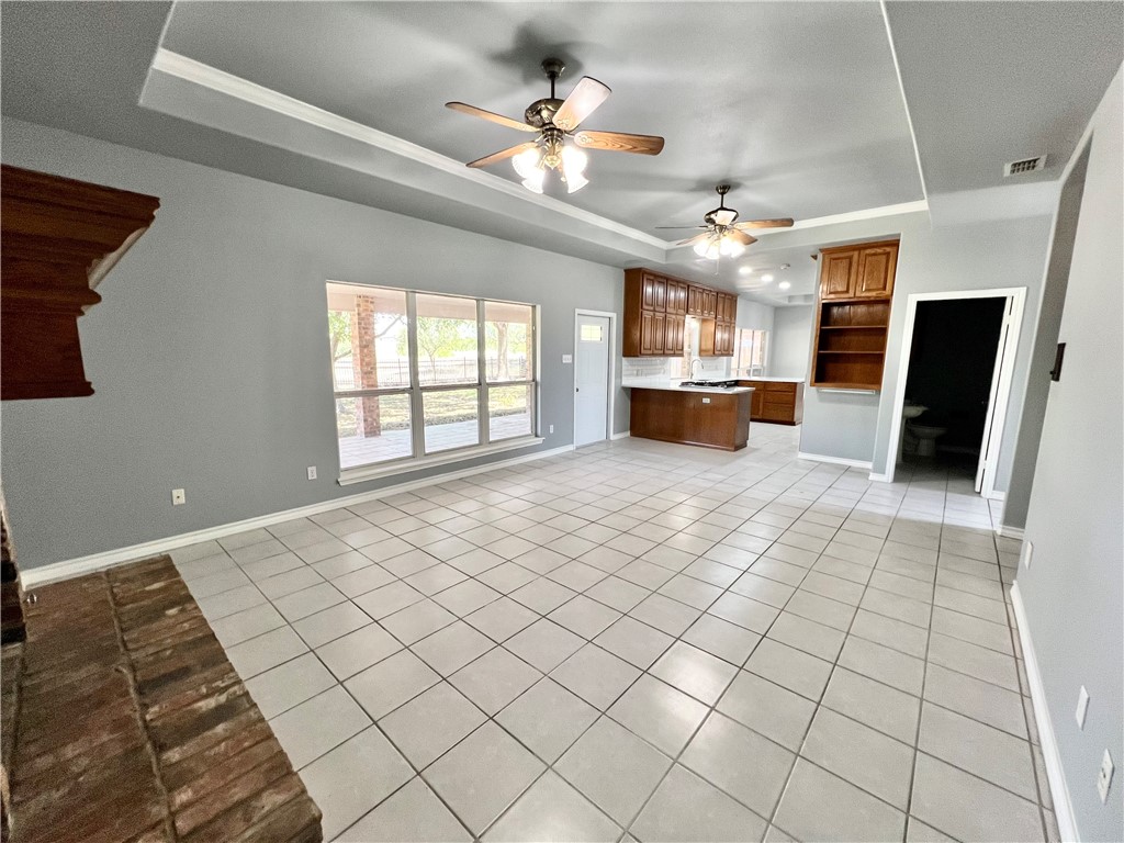 7921 Etienne Dr Property Photo 6