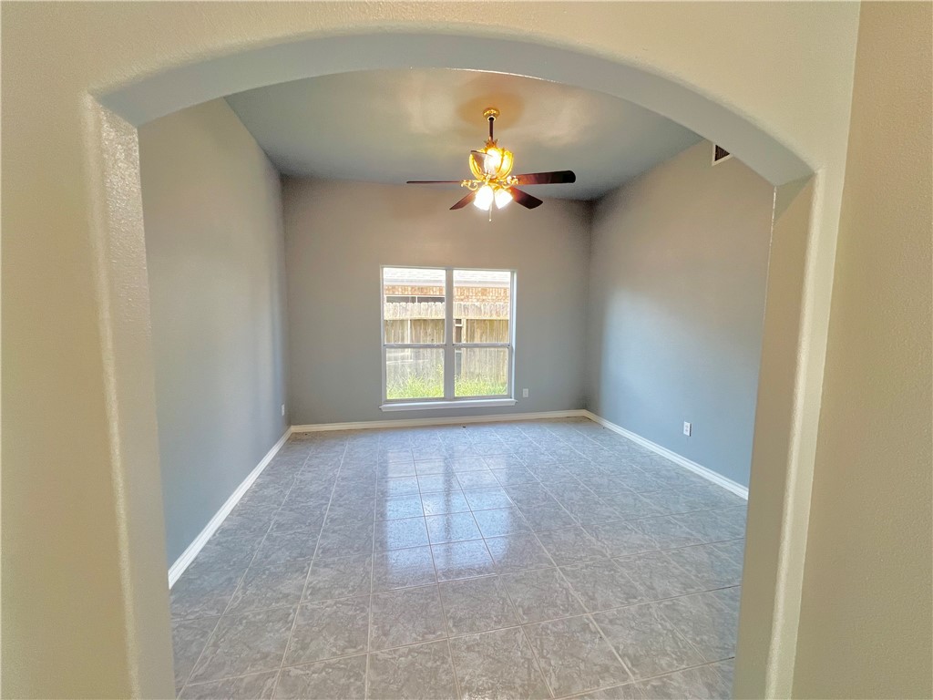 7921 Etienne Dr Property Photo 10