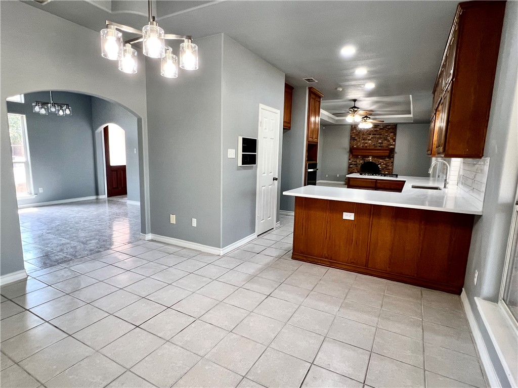 7921 Etienne Dr Property Photo 17