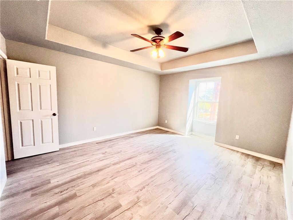 7921 Etienne Dr Property Photo 34