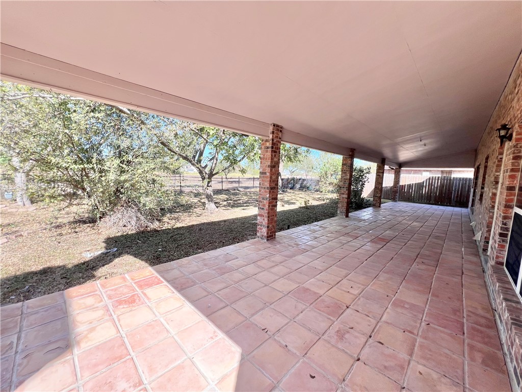 7921 Etienne Dr Property Photo 36