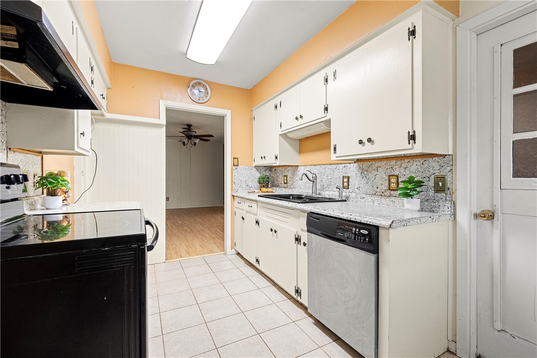 1123 Orion Dr Property Photo 6