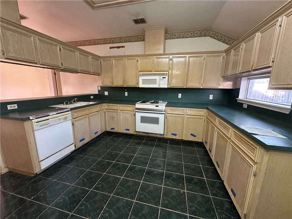 3150 Quail Springs Property Photo 7