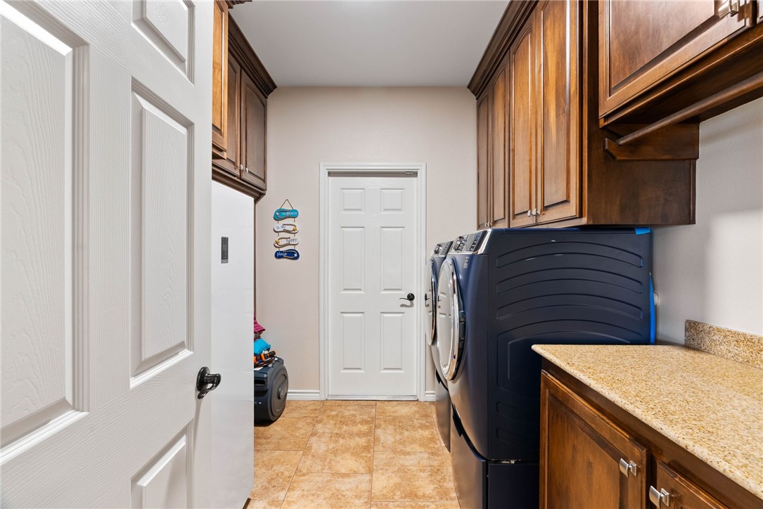 7064 Buddy Ganem Dr Property Photo 27