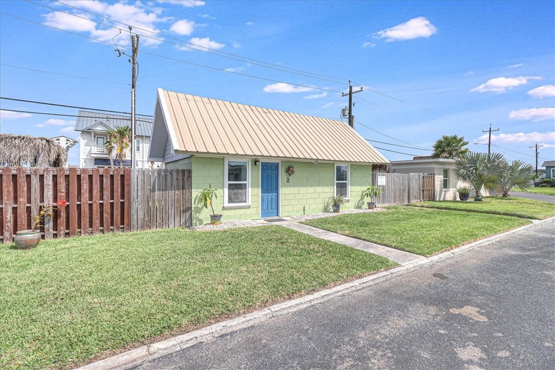 134 N Alister St 2 Property Photo 1