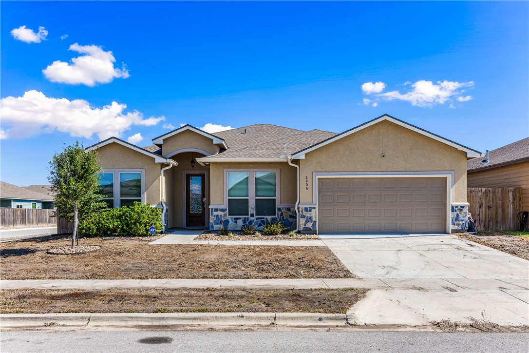 2206 Onyx Dr Property Photo 1