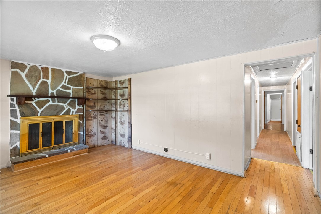 4148 Molina Dr Property Photo 4