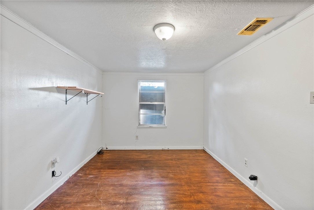 4148 Molina Dr Property Photo 9