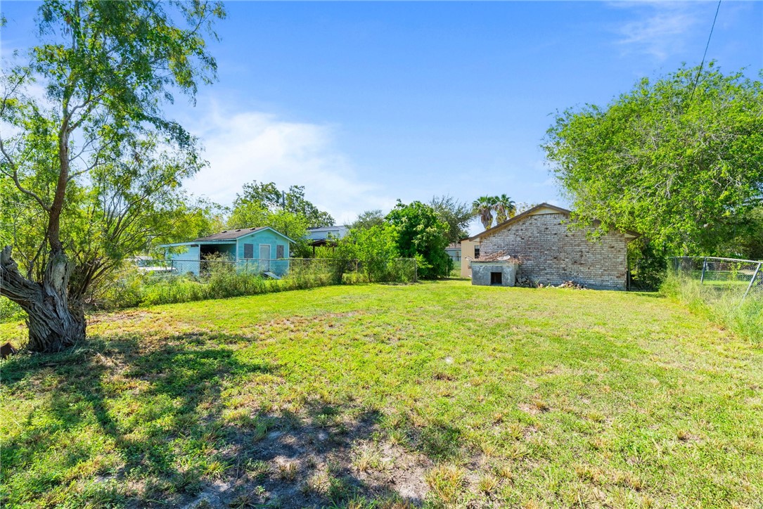 4148 Molina Dr Property Photo 25