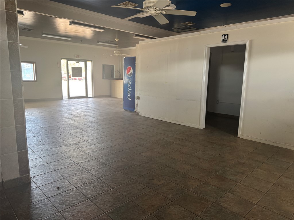 200 Cecilia St Property Photo 14