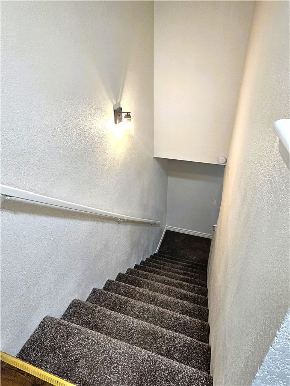 4816 Delwood St 3 Property Photo 17