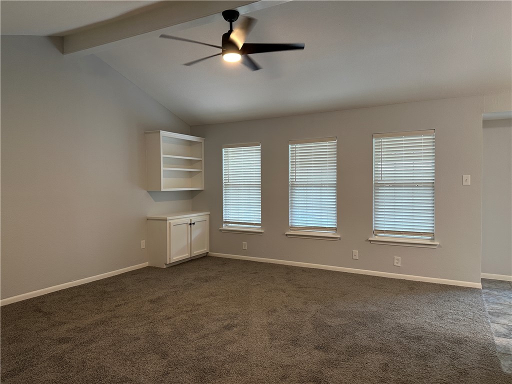 7445 Milky Way Dr Property Photo 3