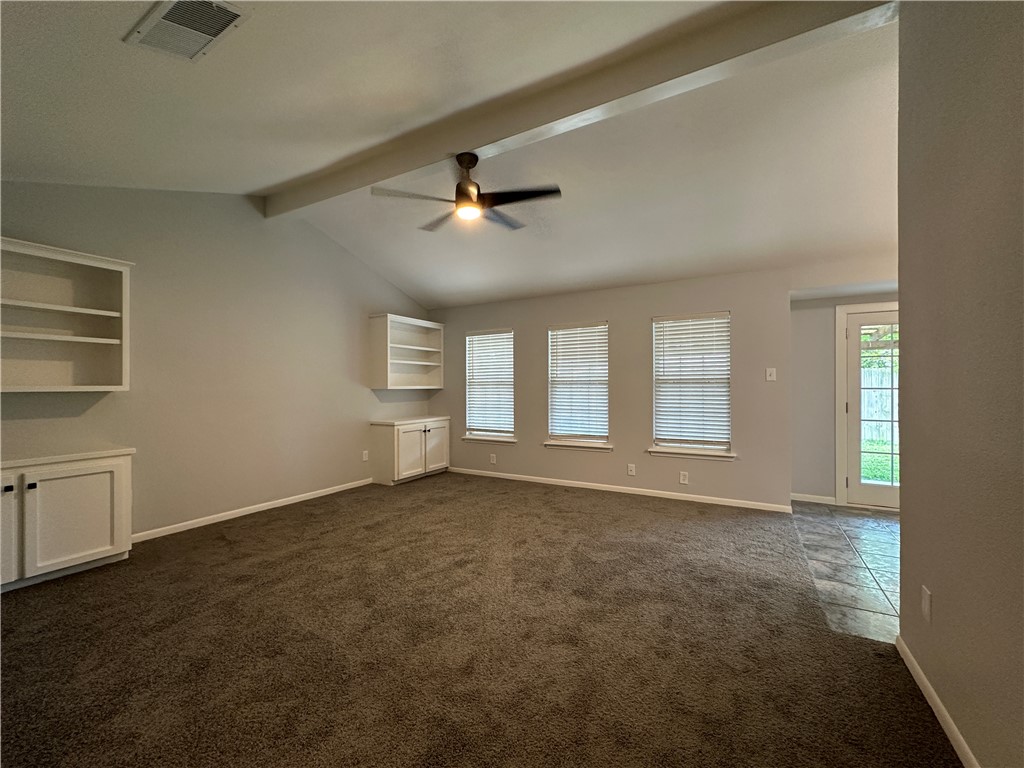 7445 Milky Way Dr Property Photo 4