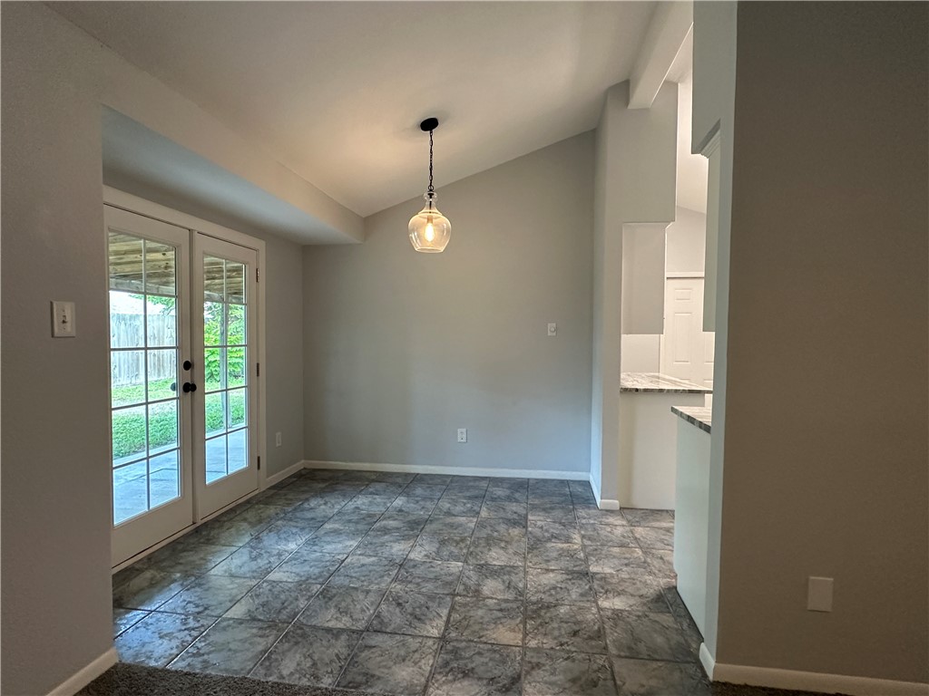 7445 Milky Way Dr Property Photo 6