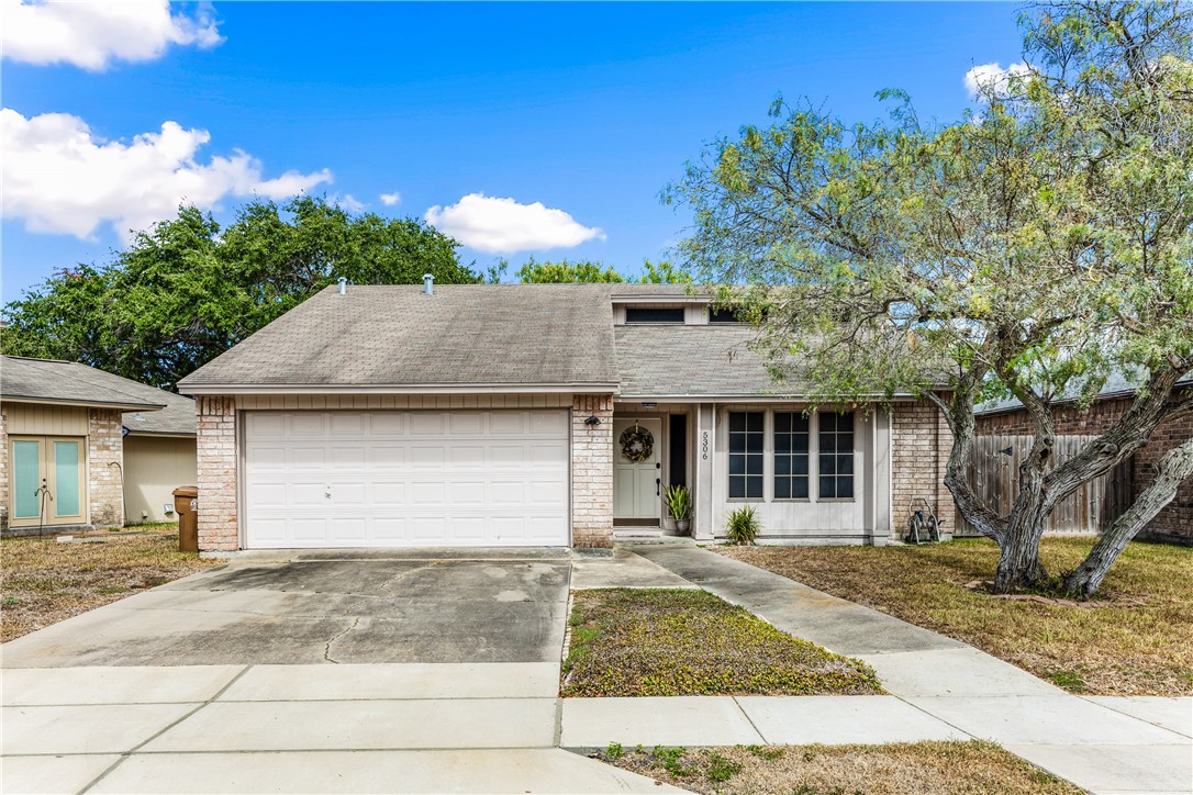 5306 Woodgate Dr Property Photo 1