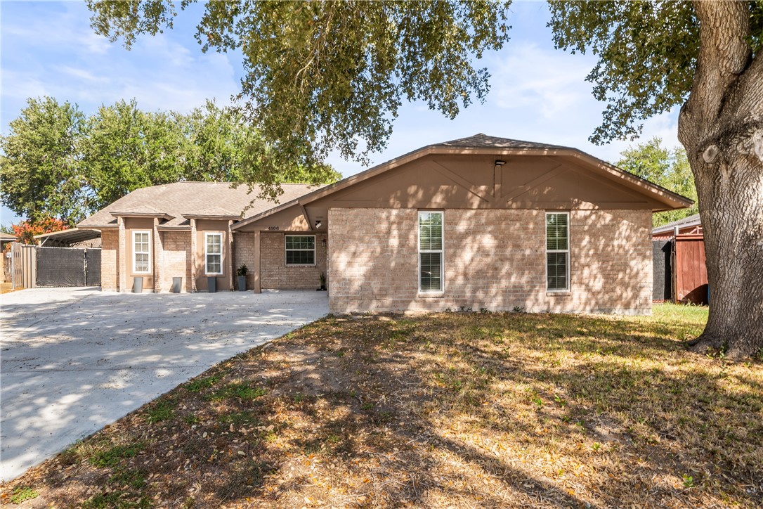 4106 Walnut Hills Dr Property Photo 1