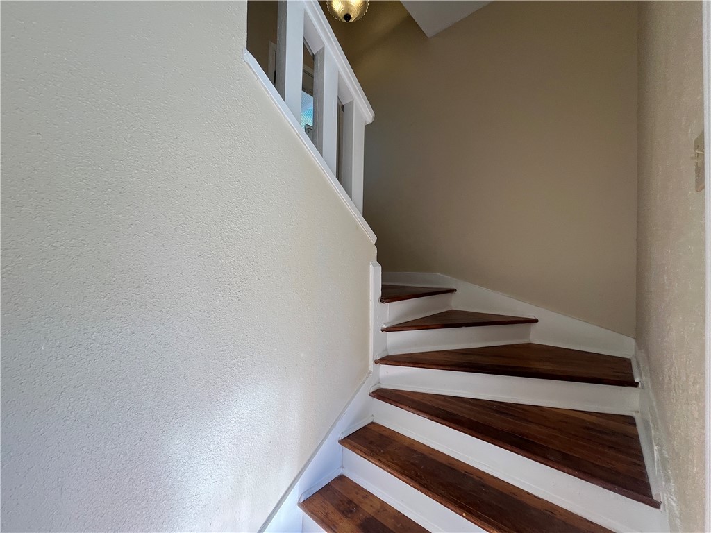 3412 Denver Ave C Property Photo 3