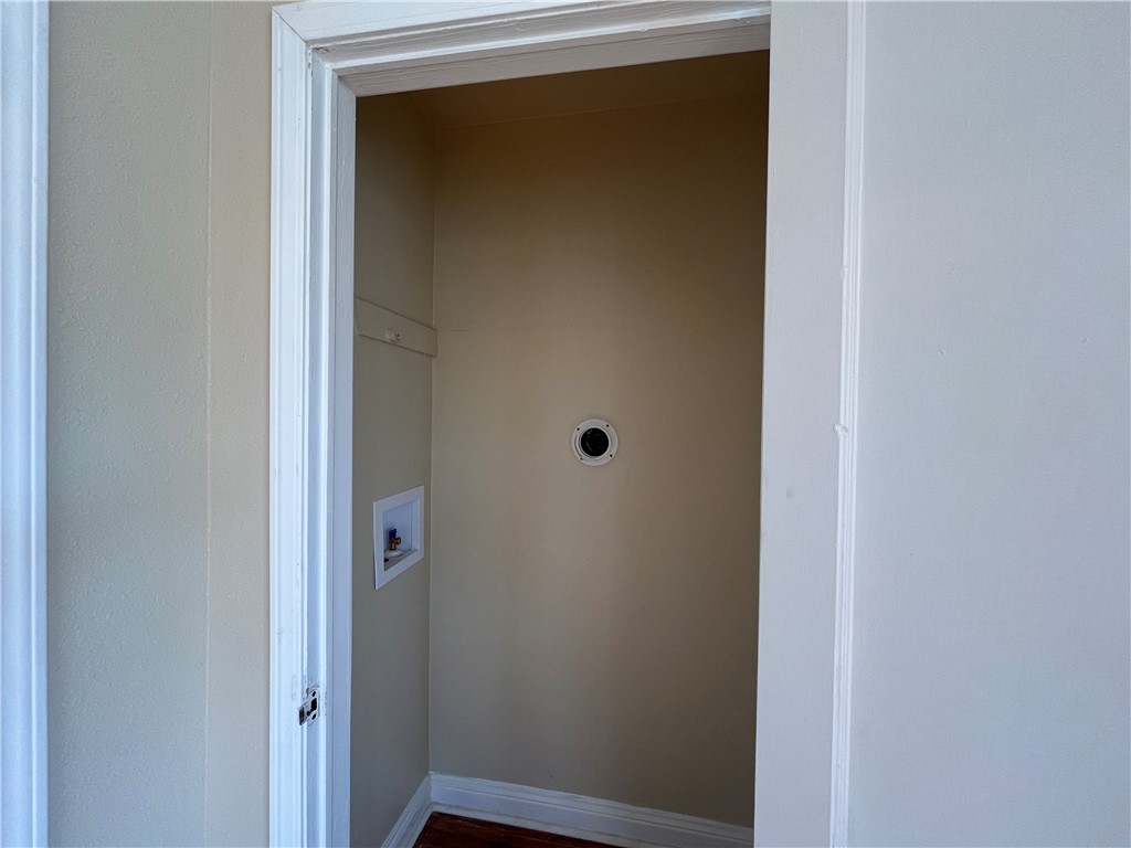3412 Denver Ave C Property Photo 14