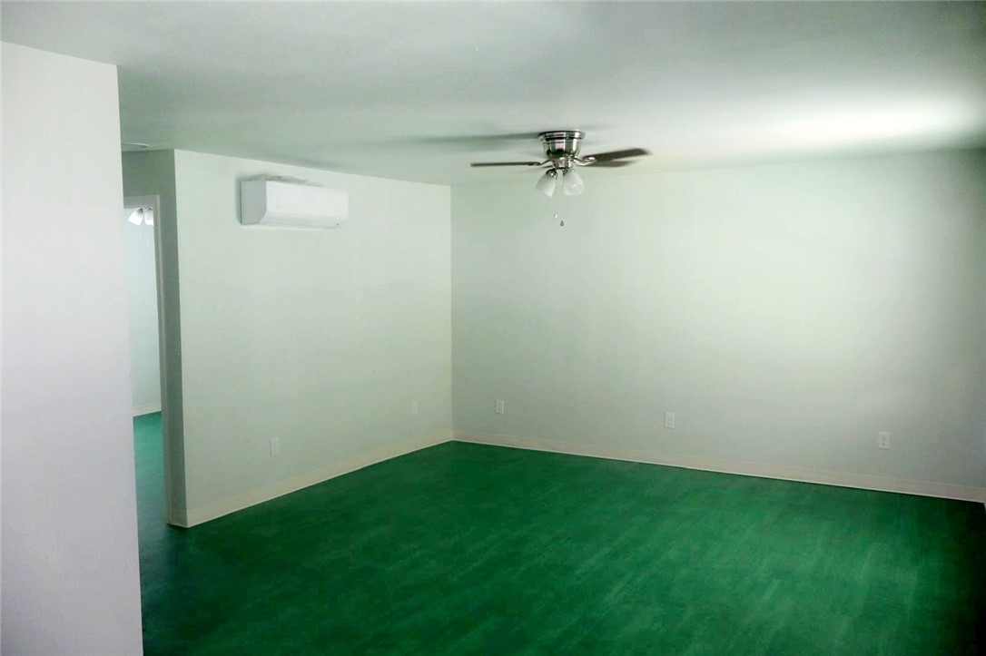 868 Gonzales St 9 Property Photo 4