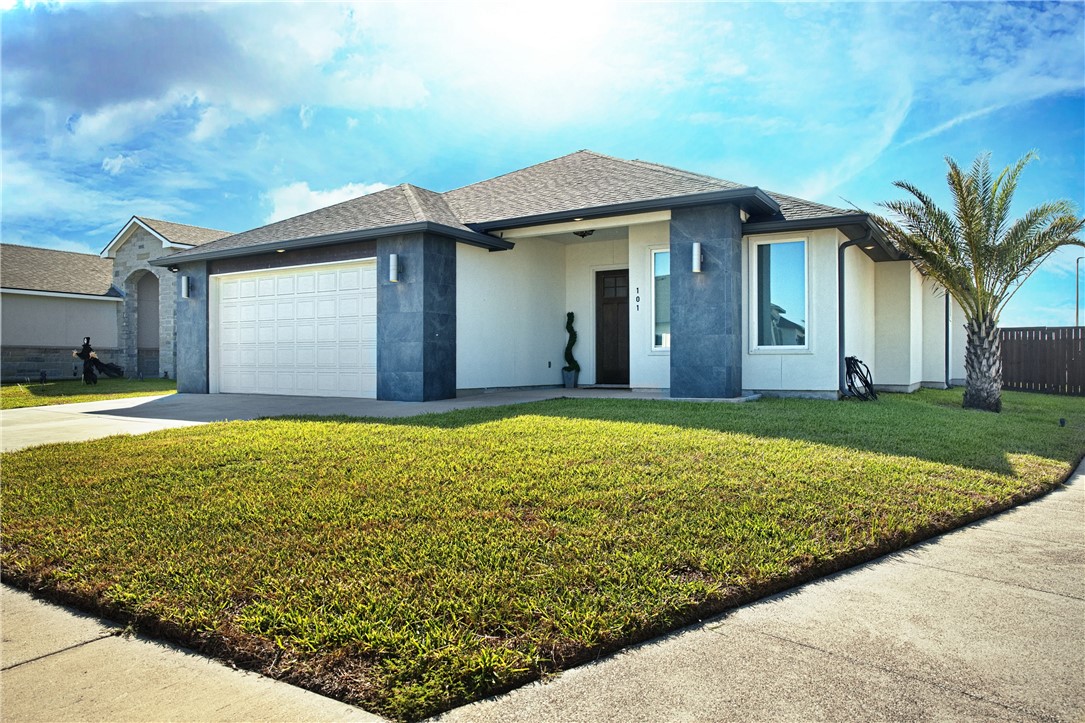 101 John Russell Dr Property Photo 1