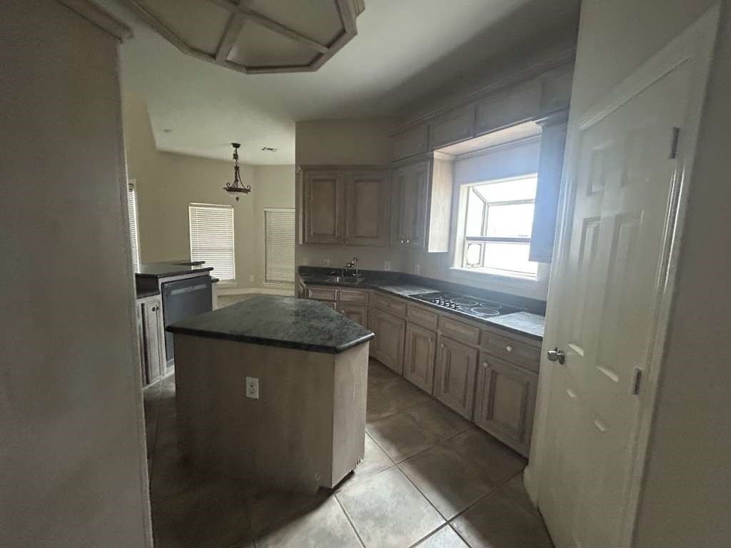 6202 Bourbonais Dr Property Photo 6