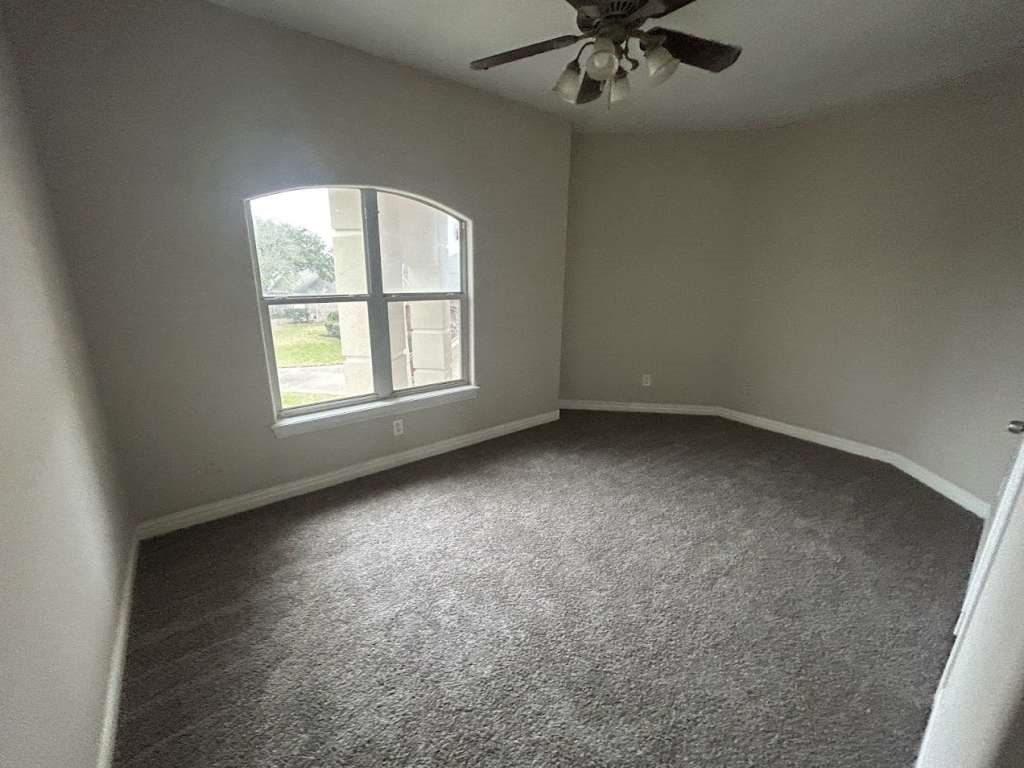 6202 Bourbonais Dr Property Photo 10