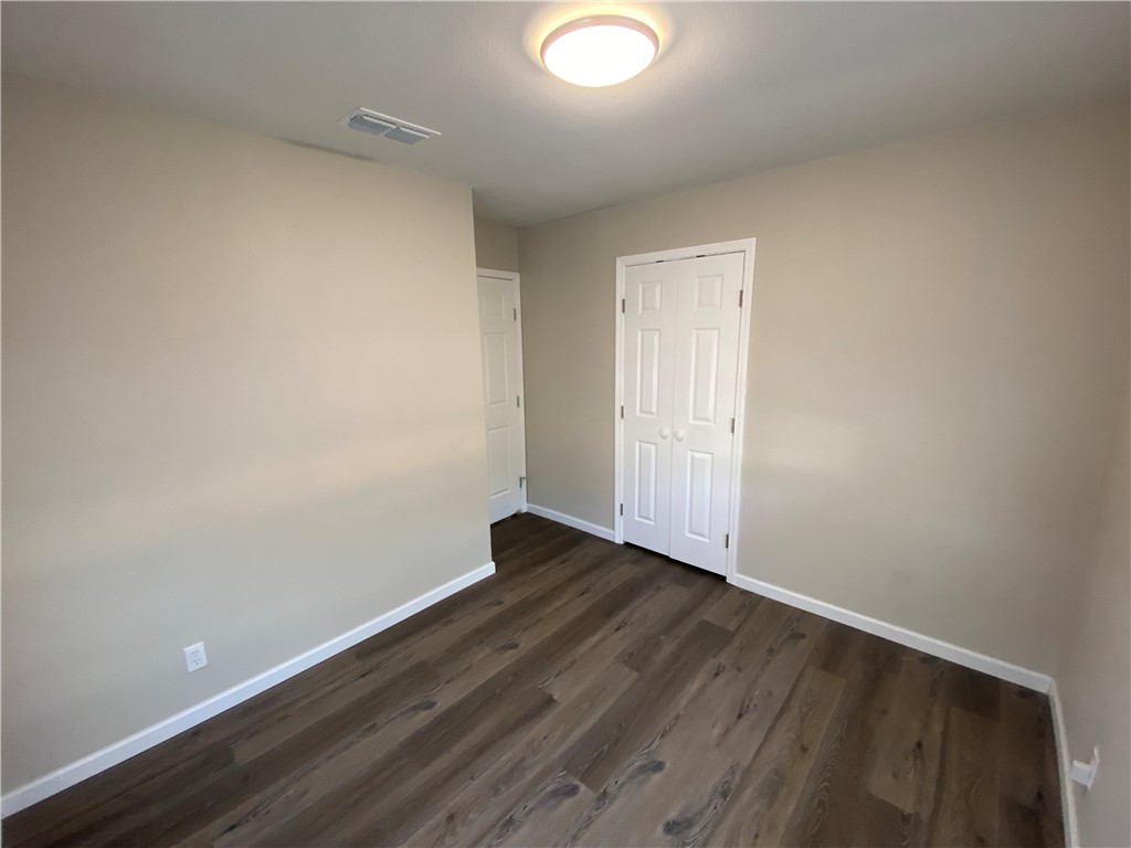 1006 Burleson St Property Photo 20