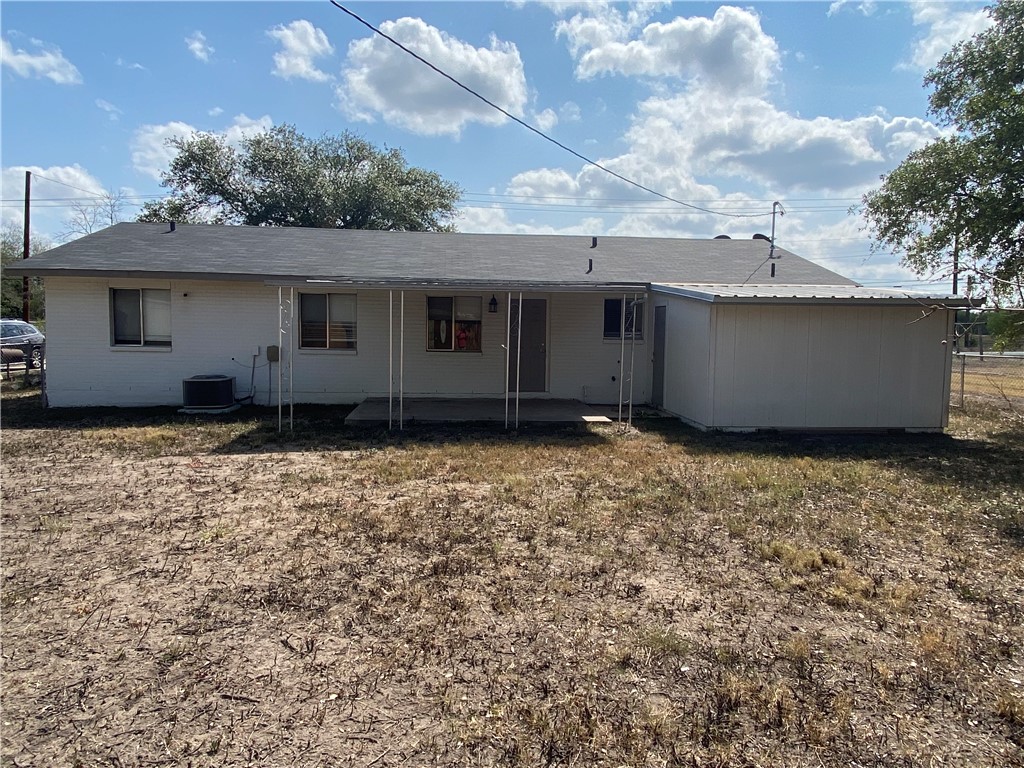 1006 Burleson St Property Photo 22
