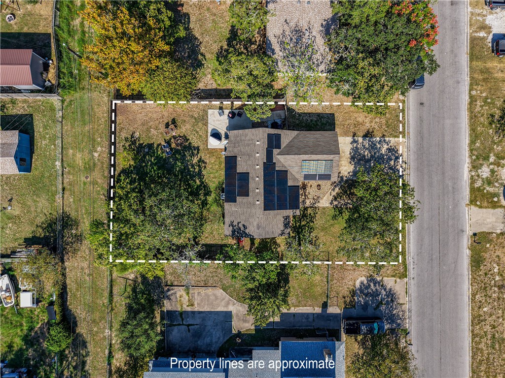 2625 Henrietta Pl Property Photo 3