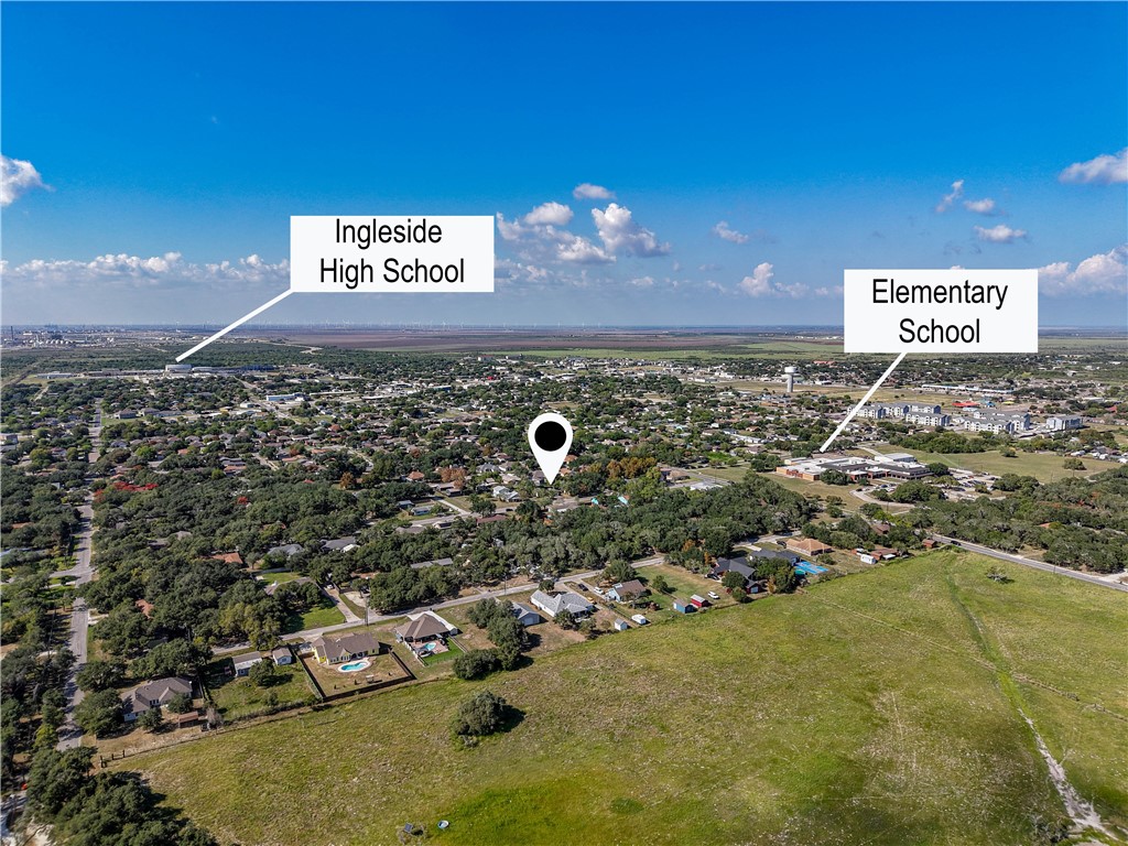 2625 Henrietta Pl Property Photo 5