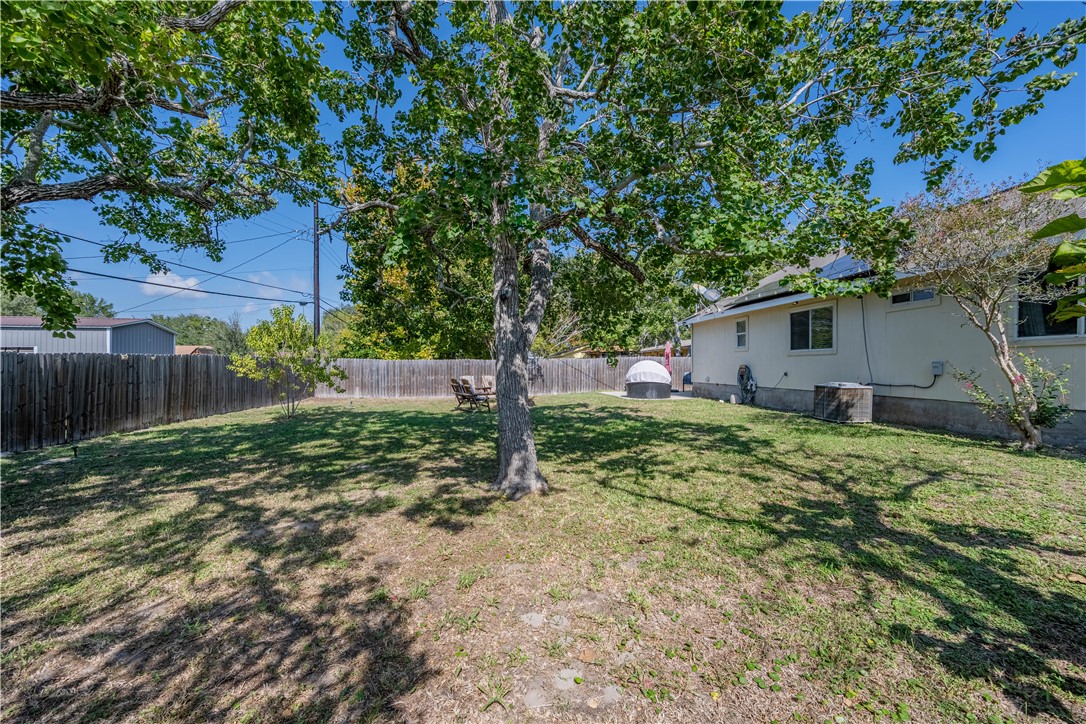 2625 Henrietta Pl Property Photo 7
