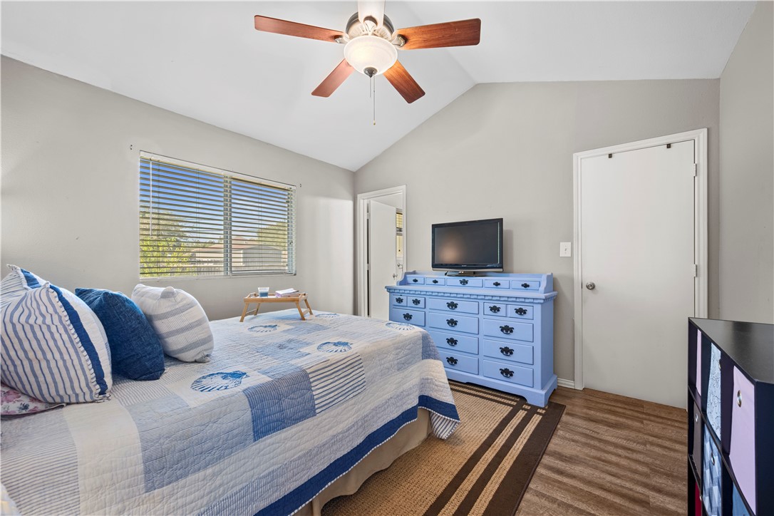 2625 Henrietta Pl Property Photo 16