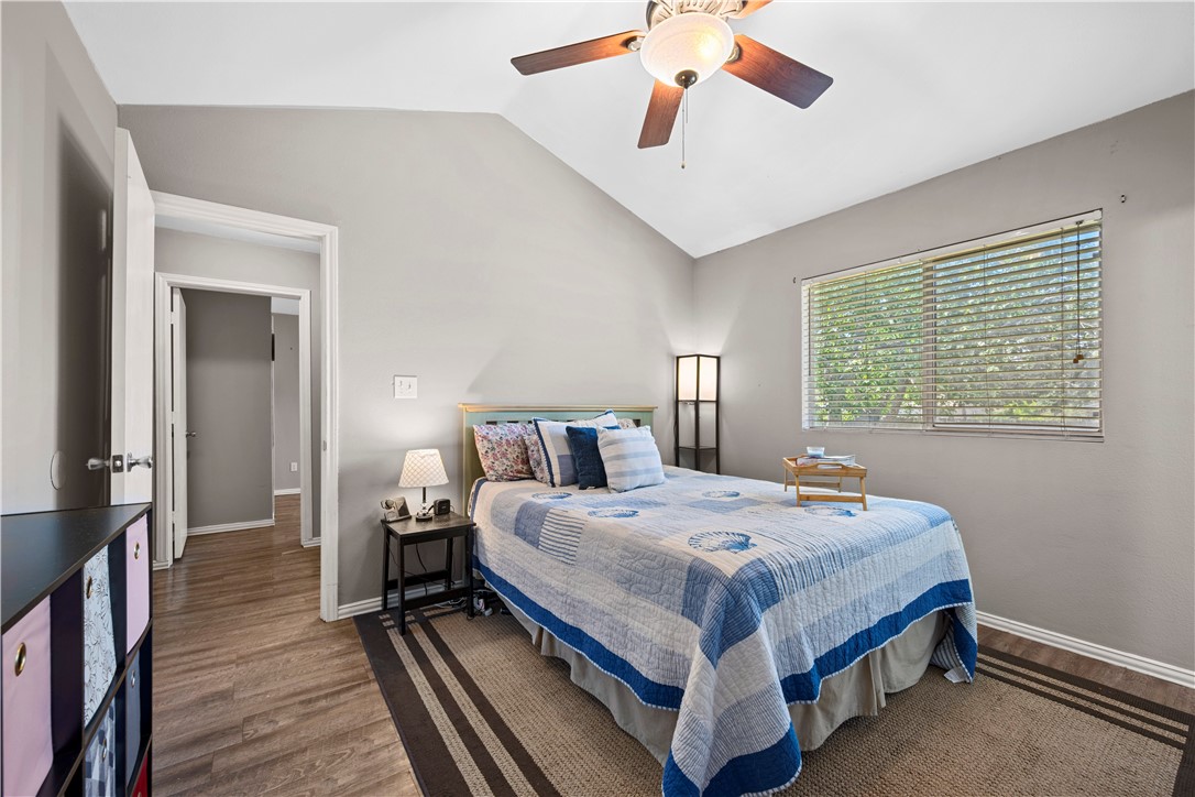 2625 Henrietta Pl Property Photo 18