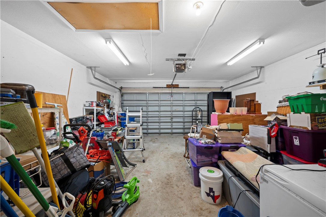 2625 Henrietta Pl Property Photo 25