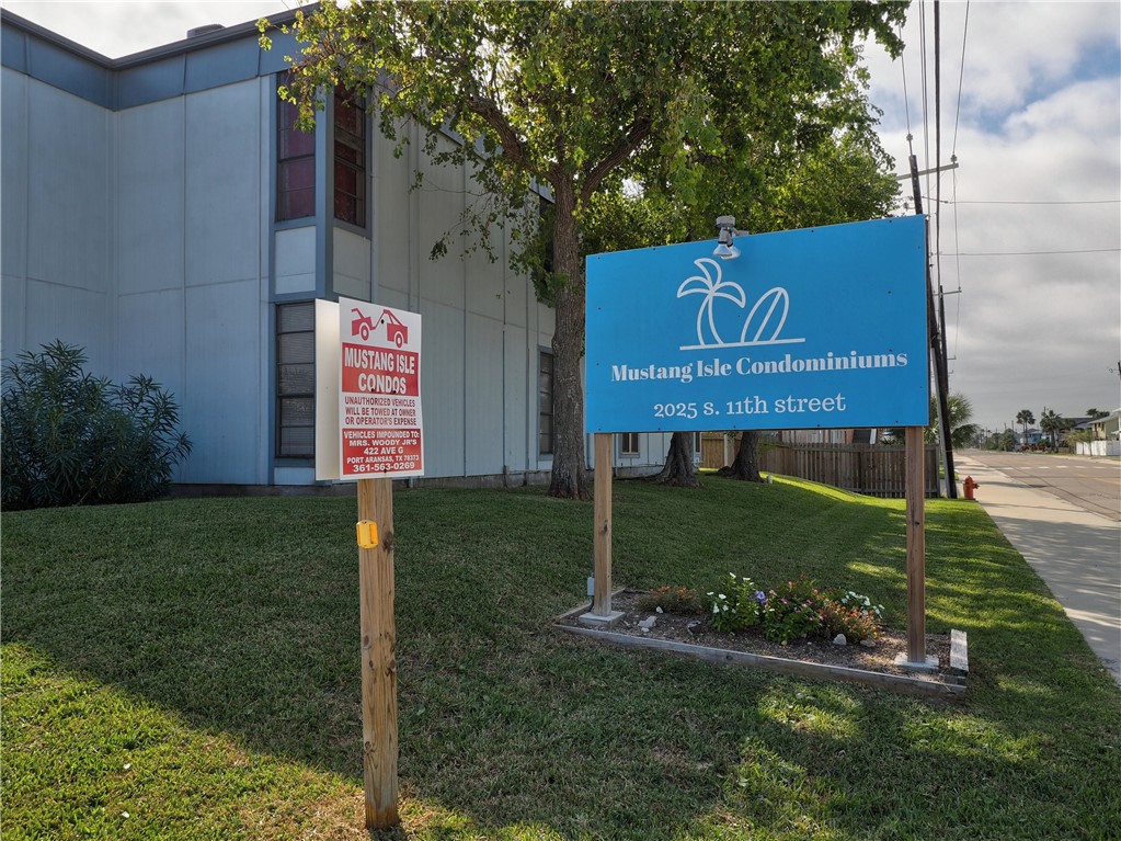 2025 S 11th St 1 Property Photo 1