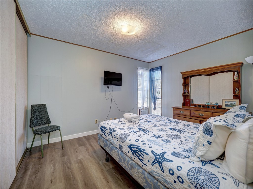 2025 S 11th St 1 Property Photo 14